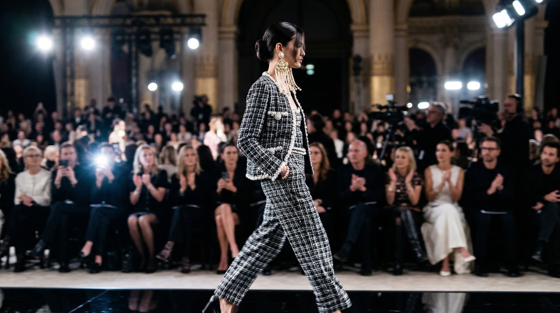 Paris Fashion Week SS24: Earrings That Dazzled Runways